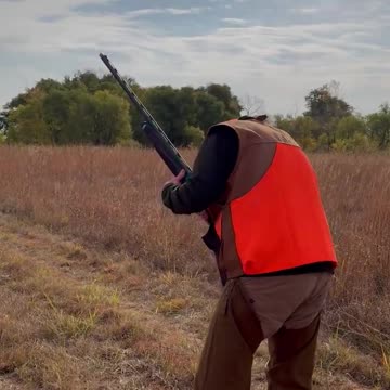 Tampon Tim Loads His Own Shotgun Wrong