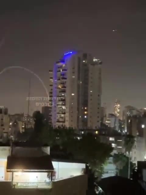 Another angle of the Iron Dome failure in Tel Aviv