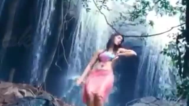 Ilenna😍... Tempting Structure and Navel Show will make you feel on her at mrg🤤.... ✊💦💦💦