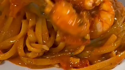 Linguine ai gamberi rossi