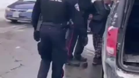 Ontario police should be ashamed of them selfs.