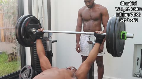 Bench Press w/ Shaqkiel