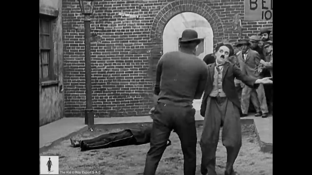 Charlie Chaplin - Fight Scene with kid