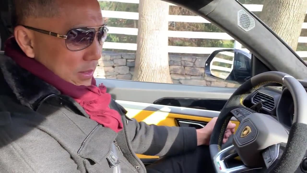 20190113文贵先生视频²:看看我的新车 多酷