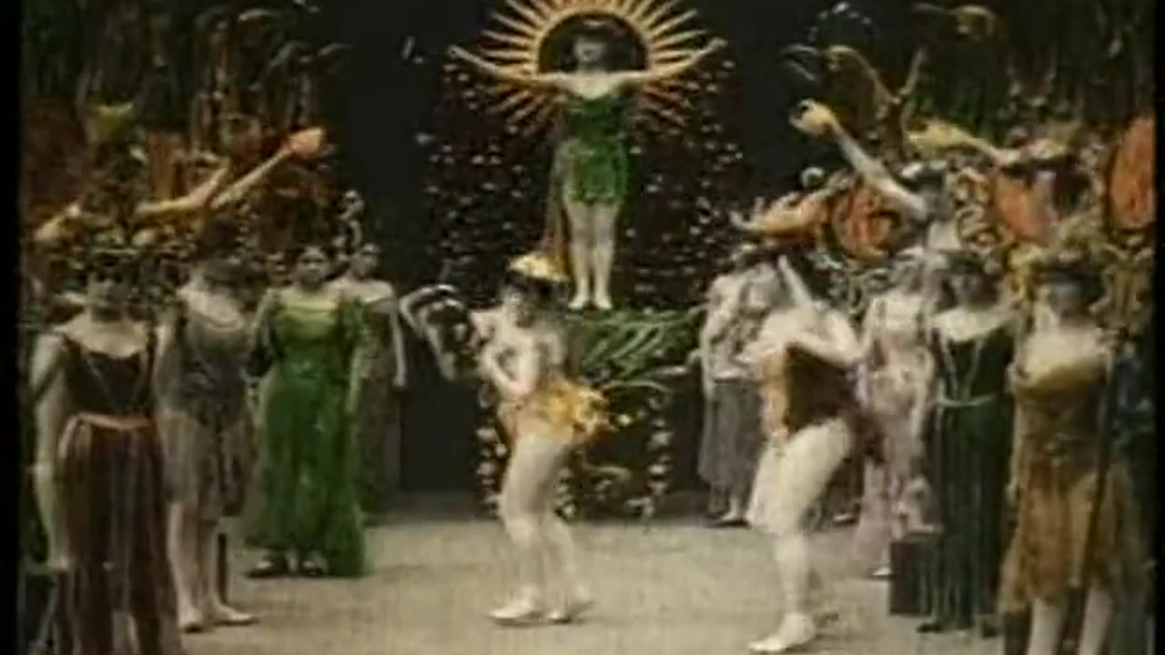 Hen That Laid The Golden Eggs (1905 Original Colored Film)