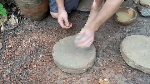 Primitive Technology: Purifying Clay By Sedimentation and Making Pots