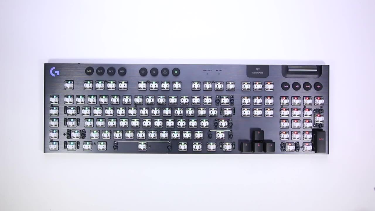 Logitech G915 Lightspeed Wireless Gaming Keyboard Unboxing