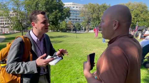 Zachary Petrizzo Of The Daily Beast Is Scared Of Ivan Raiklin