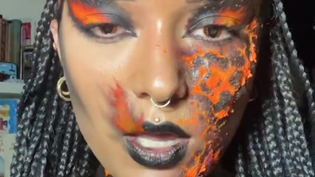 Creo que quemo un poquito 🔥 #art #arte #makeup