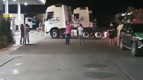 Millions of Brazilians fight against socialism.