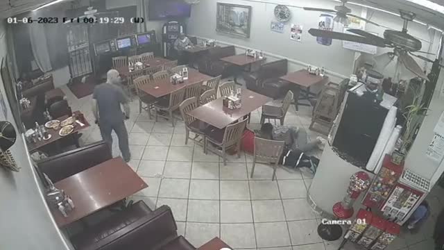 This is why you shouldn't hold up a restaurant...in Texas