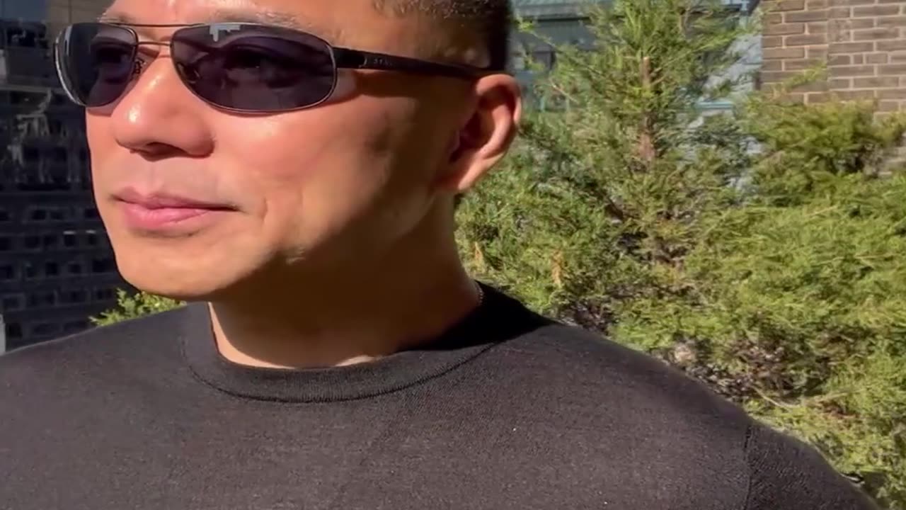 20220917文贵先生GETTR: #国内经济:一千六七百个国有控制的科技企业芯片企业和国家政策性金融机构基本宣布破产。