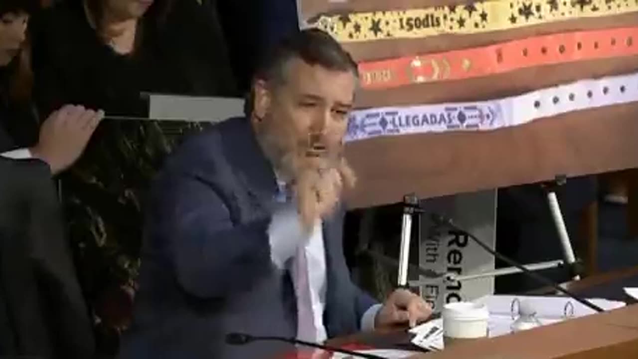 Cruz goes scorched earth on DHS leader