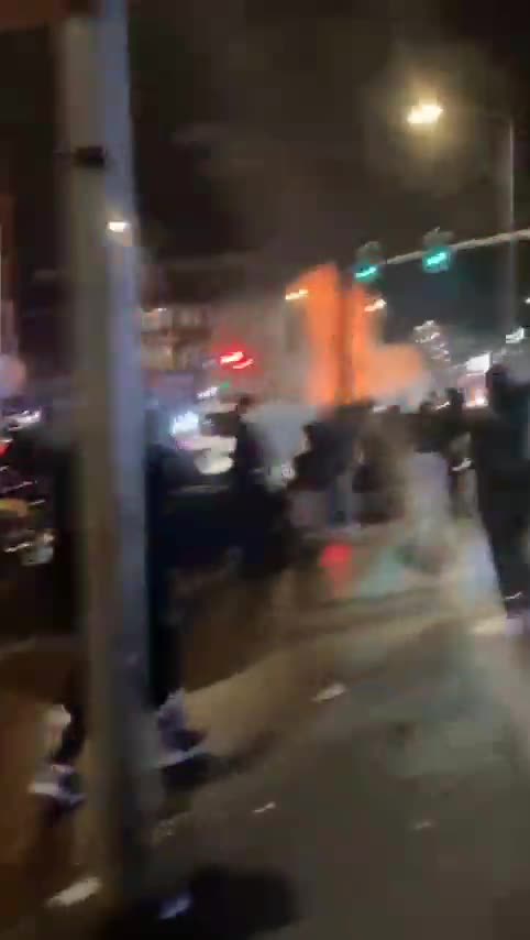 Netherlands: Mass chaos as protests against vaccine passports