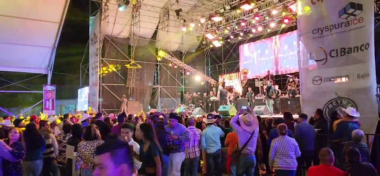 lupillo rivera en silao guanajuato mexico π ππππΊππΊ07_24_22