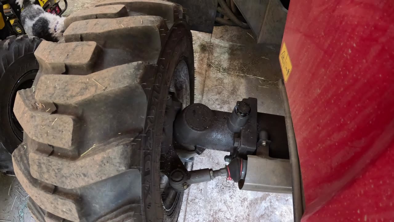 Massey Ferfuson 1835M Right Front Axel Leak