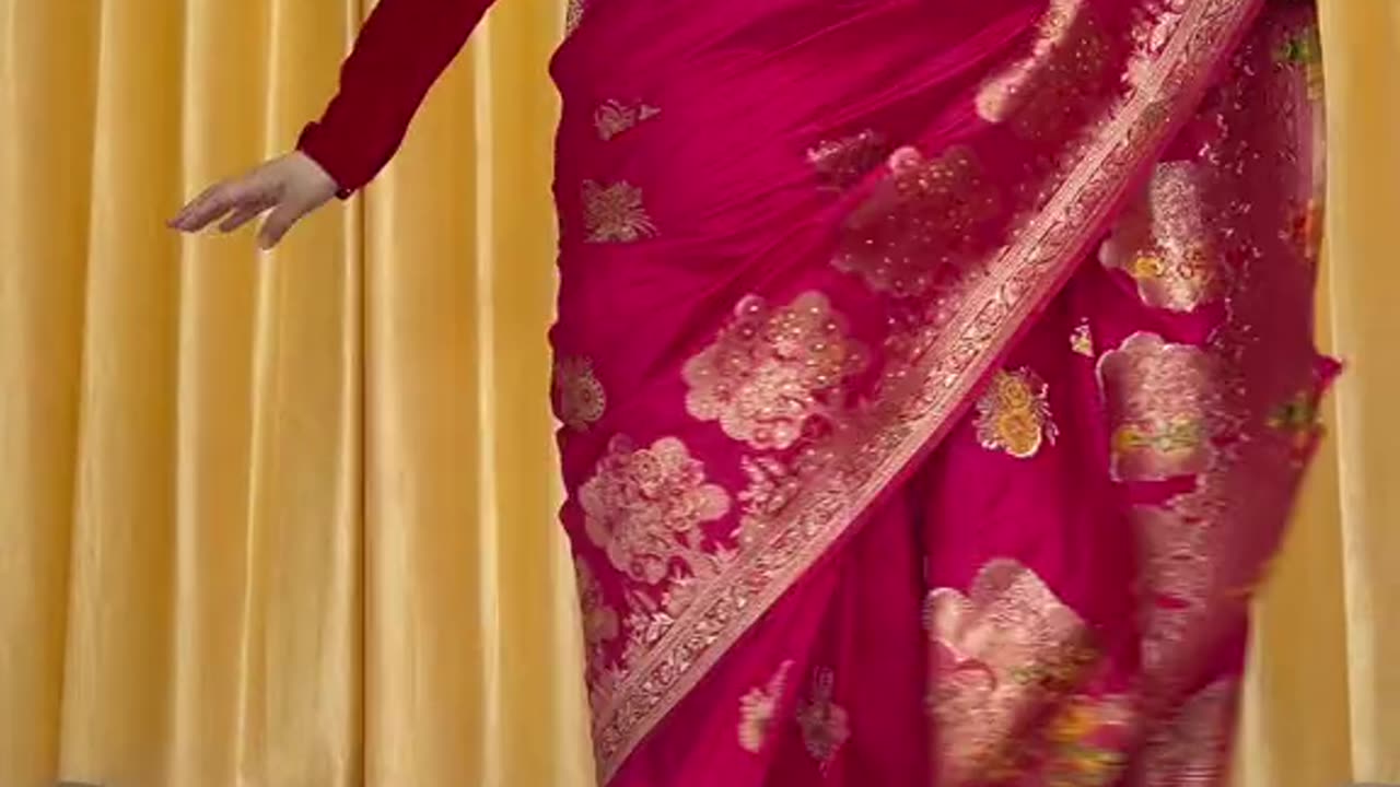Ankhion ne likhe Love Letter