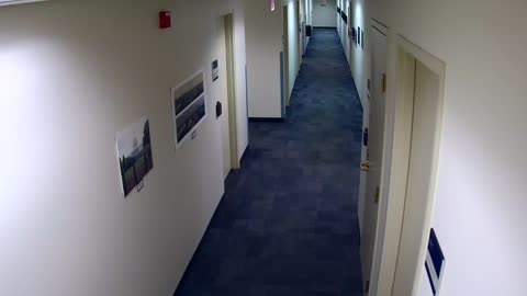 8016FCOB08848RearDoor_2021-01-05_02h40min02s093ms.mp4
