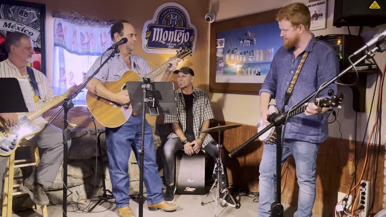 Dueling Banjos Clip - The Foxtail Rangers