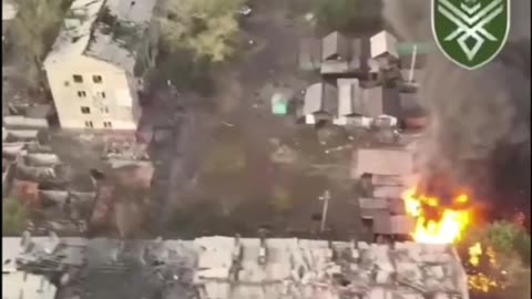 🔥💥 Novohrodivka, Donetsk region. Destruction of Russian tank T-80BV!