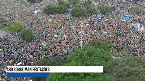 ‘Confiem no capitão’ diz Flávio Bolsonaro sobre manifestações