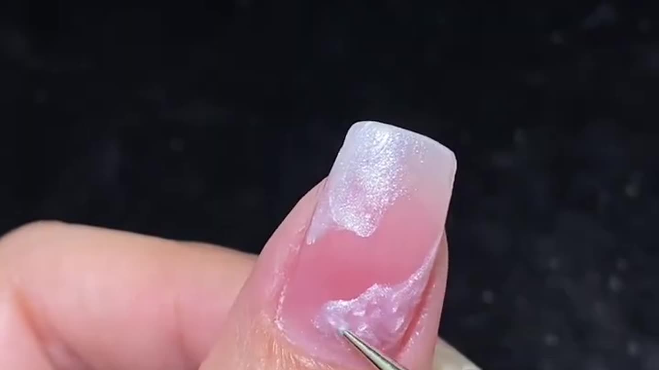 Beautiful Nail Design #nailcolour #naildesign #nailart (2)