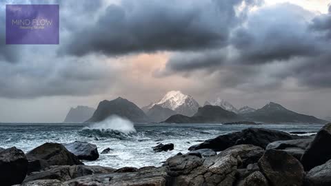 OCEAN WAVES ON ROCKS - LISTEN TO WAVES HITTING THE ROCK SHORE