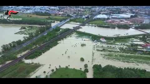 Maltempo in Emilia Romagna e Marche, allagamenti e danni ingenti. Evacuazioni