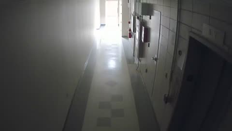 8801VZN01Elevator_2021-01-05_21h00min01s800ms.mp4