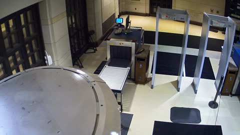 7152CVCULSScreeningLane4_2021-01-05_02h20min00s340ms.mp4