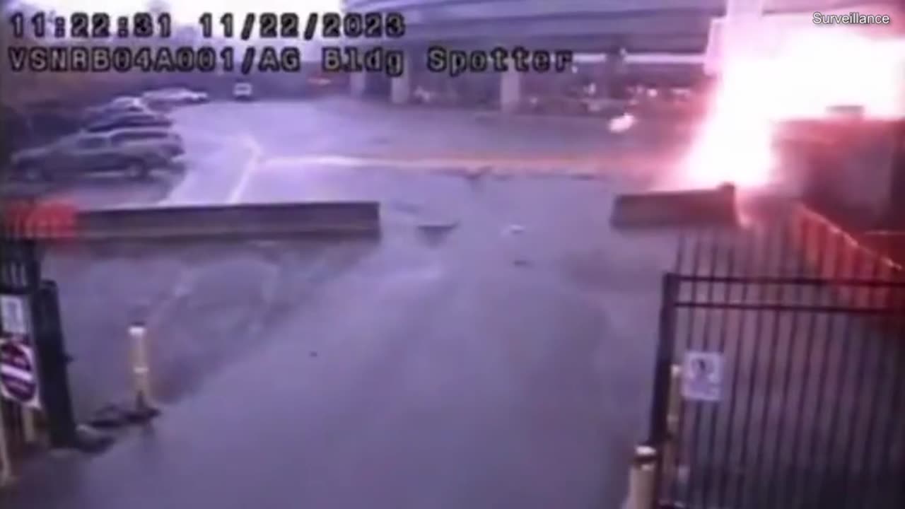 Moment car EXPLODES at Rainbow Bridge in 'attempted terror attack'