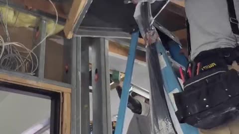 MOVING A RETURN CAN AND DUCT ON A HUGE REMODEL IN SCOTTSDALE ARIZONA HVAC LIFE HEATER REPAIR