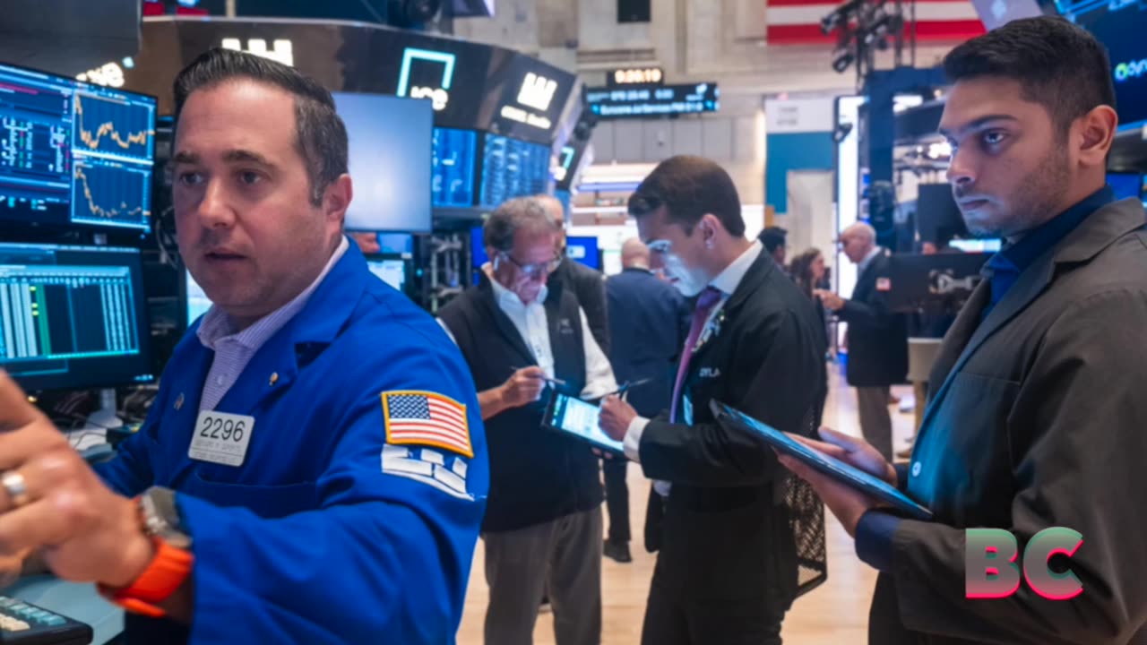 Dow tumbles 1,000 points in global market sell-off