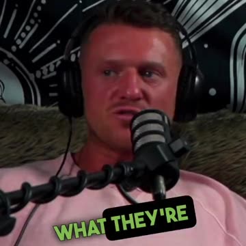 💣💣 Tommy Robinson dropping some hella Truth bombs 💣💣