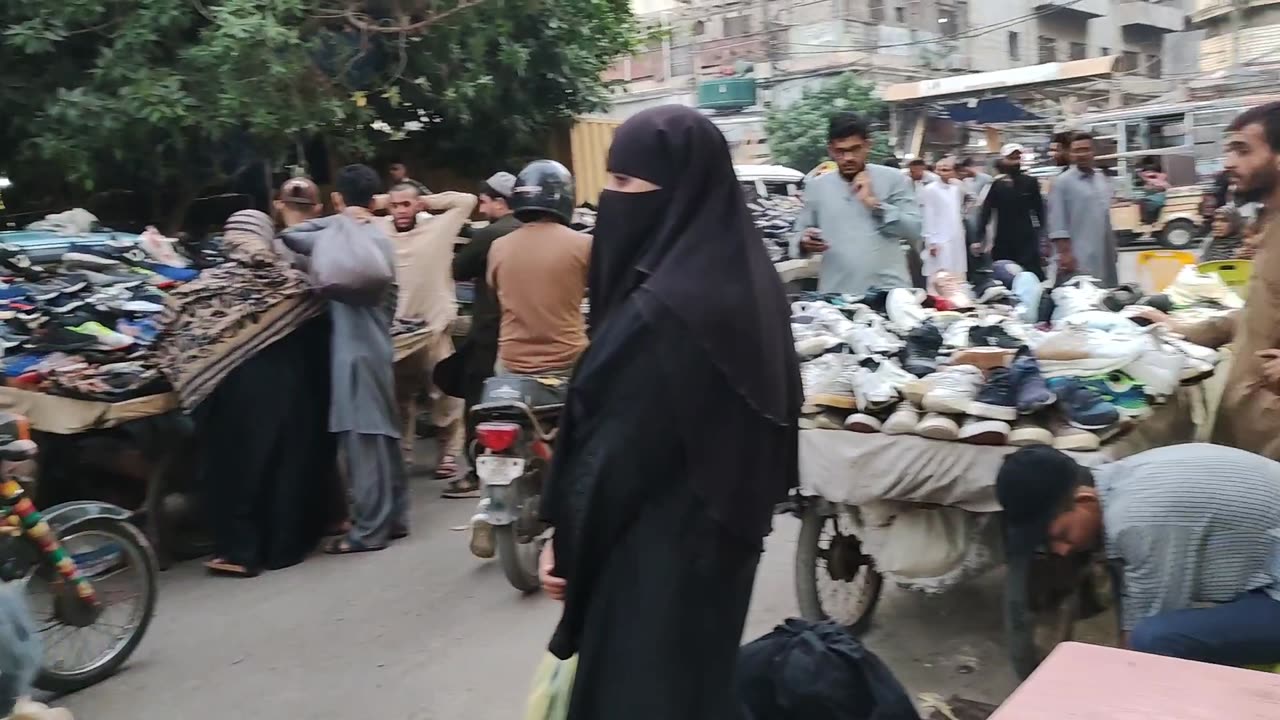 Famous haleem sadar karachi