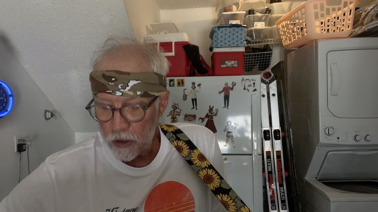 1968 Playing guitar in the bathroom - Mister Bojangles - Jerry Jeff Walker