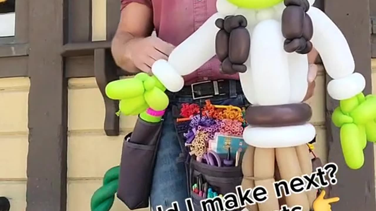 balloon guy - Shrek