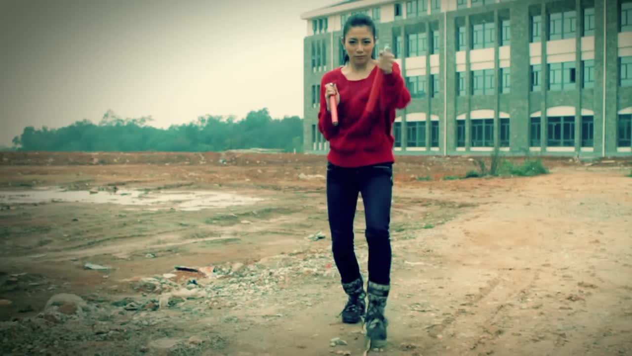 Nunchaku Girl ~ Kung Fu JuJu