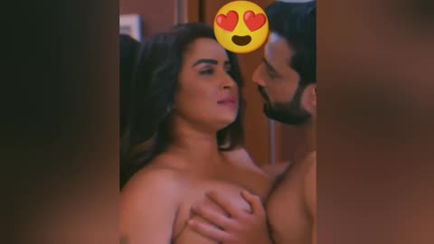 Hot Aunty boobs pressing