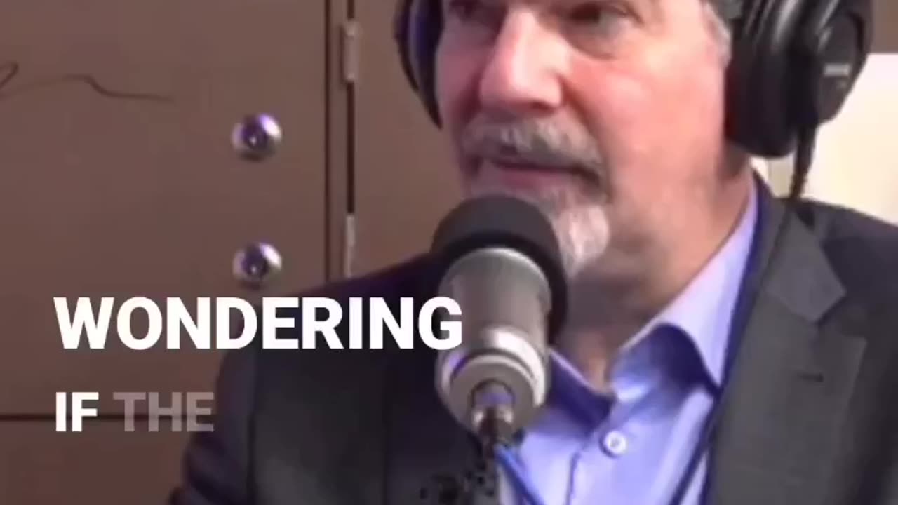 This is big uber lefty Bret Weinstein now believes in the 2nd Amendment. I wonder why?