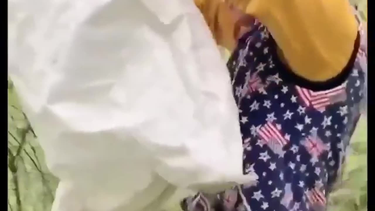 😂😂😂 watch and look