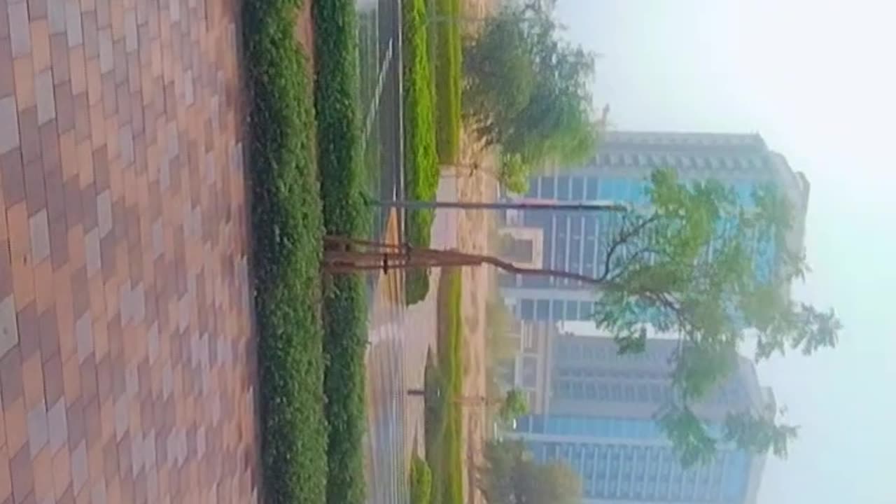 #Rainy day at work in Dubai ( united Arab Emirates)