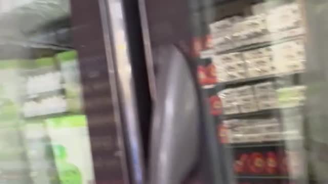 shoppin at stew leonards with daveK