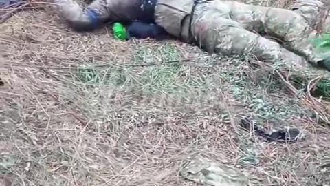 Russian machine gunner takes down eight Ukrainian soldiers on the Zaporozhye front.