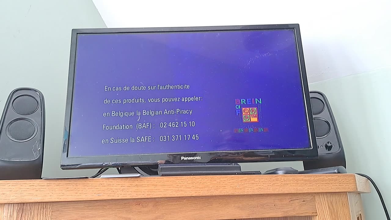 Opening to: The SpongeBob SquarePants Movie (UK) DVD (Belgian French Option)