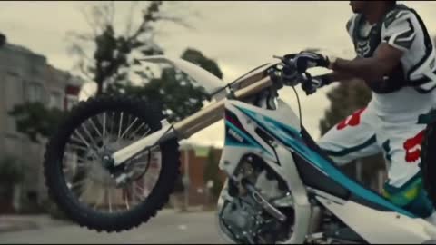 Crazy Dirt bike chase (Meek Mill, Chino,Charm City Kings...)