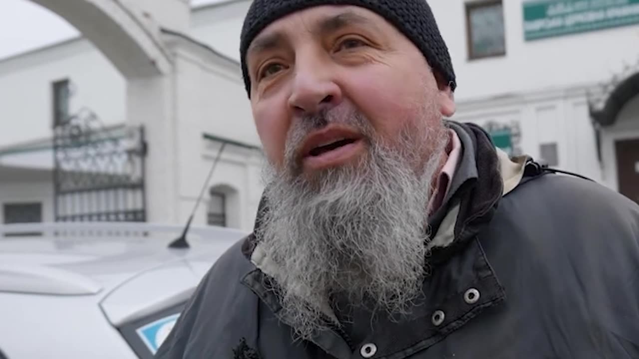 A parishioner of the Kiev-Pechersk Lavra, Vasily, wasn´t afraid to give an interview