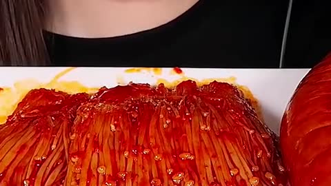 Spicy Enoki Mushrooms Giant Sausage #zoeyasmr #zoeymukbang #bigbites #mukbang #asmr #food #먹방 #틱톡푸드