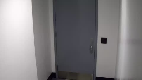 6171RHOBG2G202BStairwaySide_2021-01-06_10h40min01s597ms.mp4