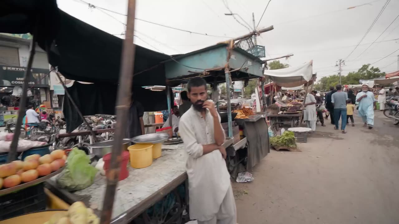 Babar Market Landhi Zouq Biryani